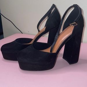 ASOS DESIGN black platform heels in size 10. Worn once.